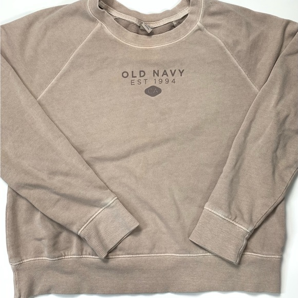 Old Navy Sweaters - Old navy crewneck sweater